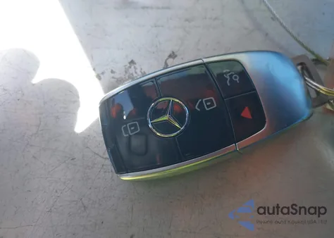 2017 Mercedes-Benz E 300 из США, поврежденный, VIN WDDZF4JB1HA017124